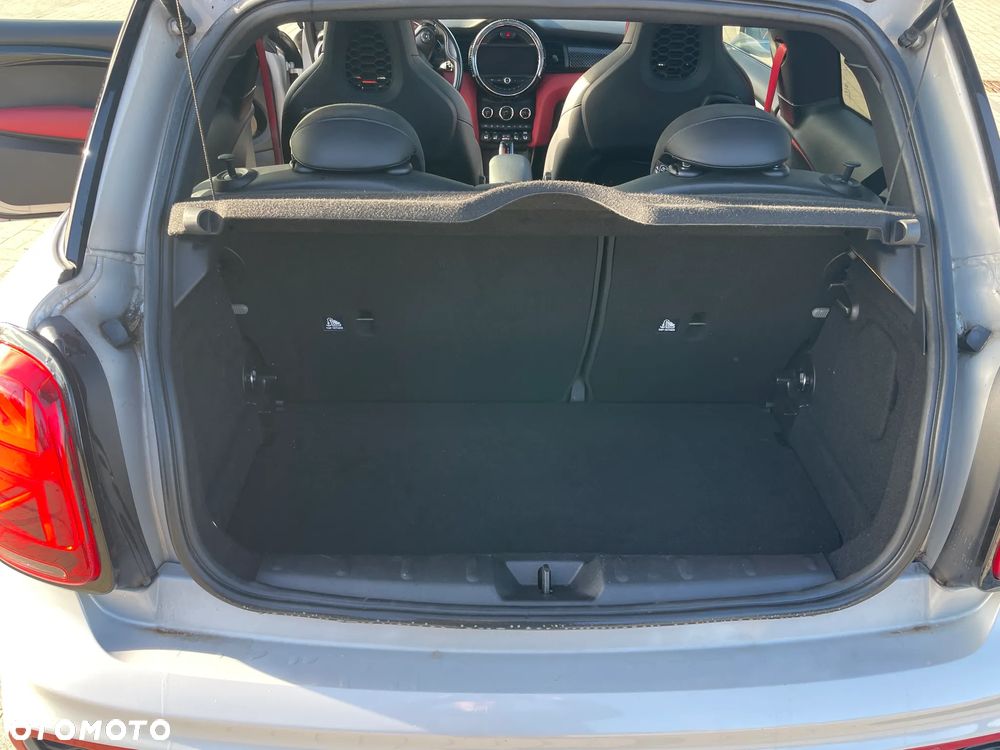 MINI John Cooper Works - 16