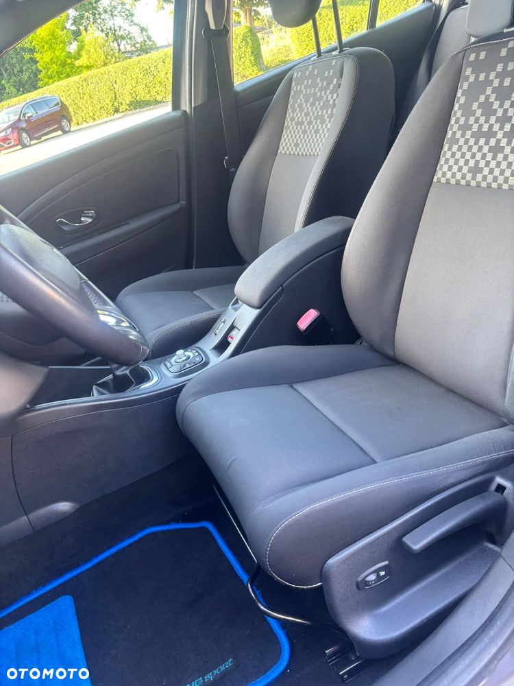 Renault Megane ENERGY TCe 115 Start & Stop Bose Edition - 12