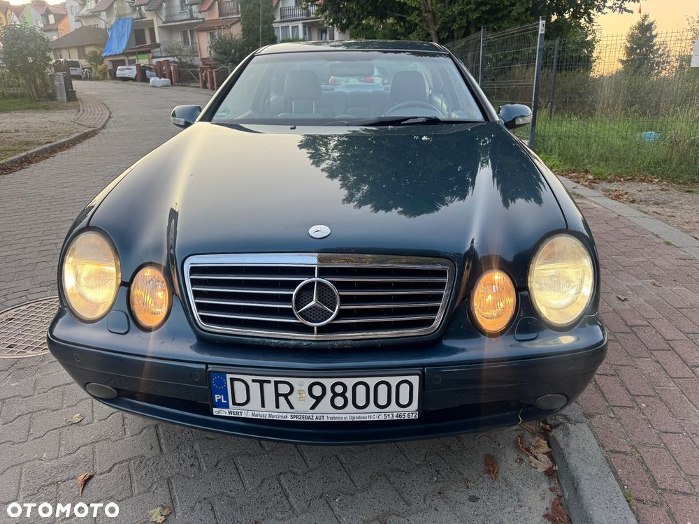 Mercedes-Benz CLK - 3