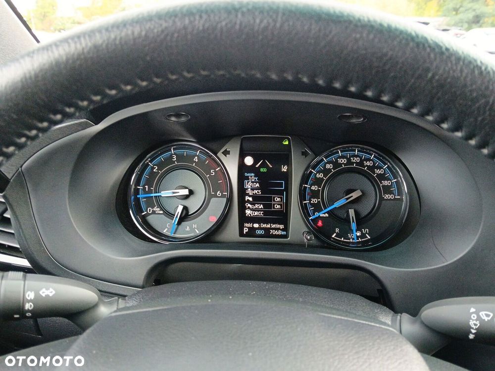 Toyota Hilux 2.8 D-4D mHEV Double Cab Invincible 4x4 - 14
