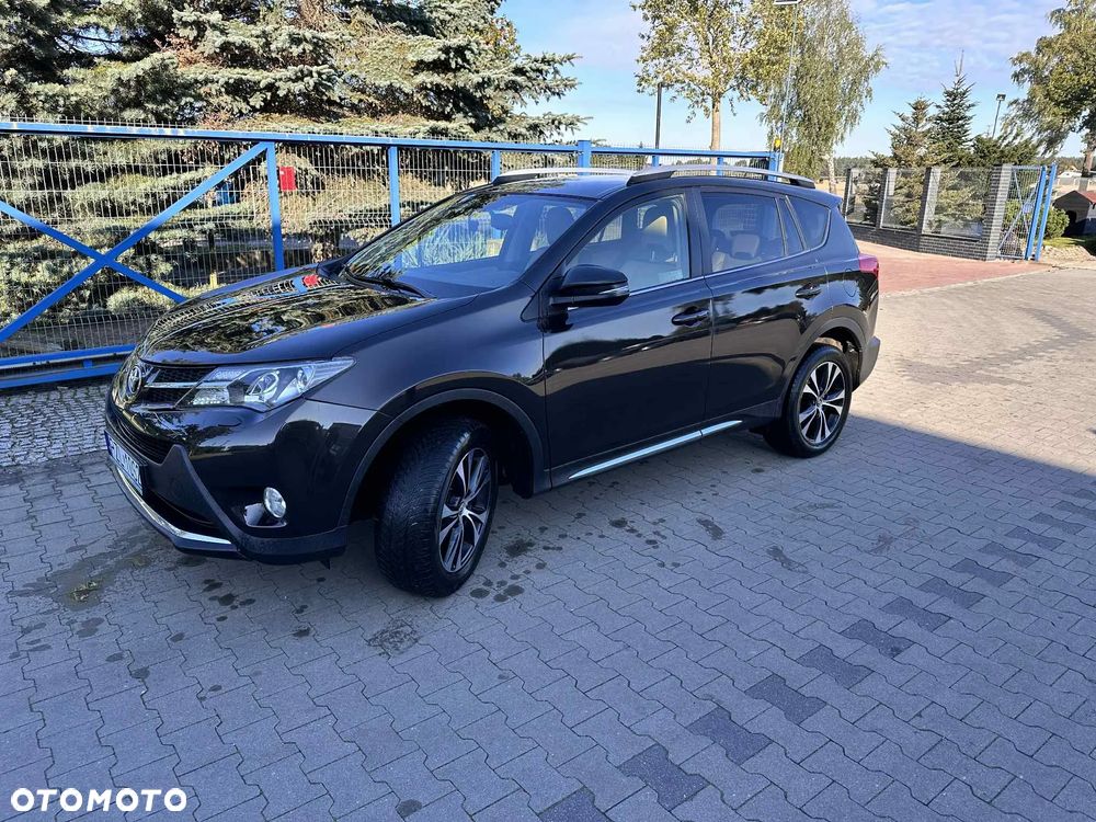 Toyota RAV4 - 1
