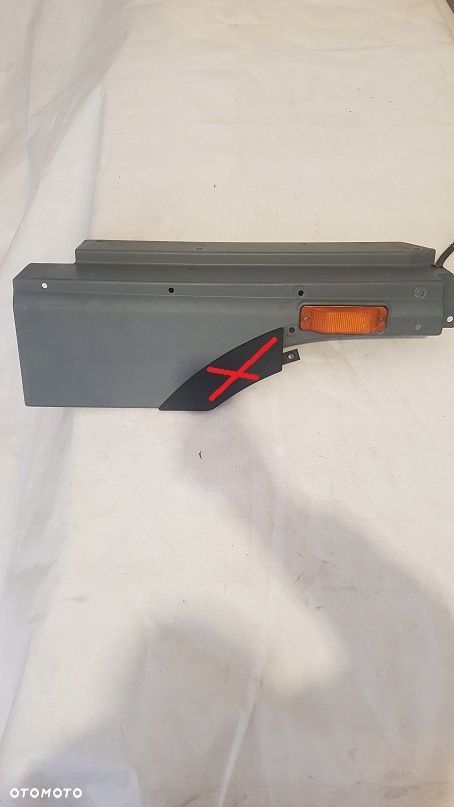 PRZEDŁUŻENIE KABINY STOPNICY PRAWE DAF 65 CF - 1