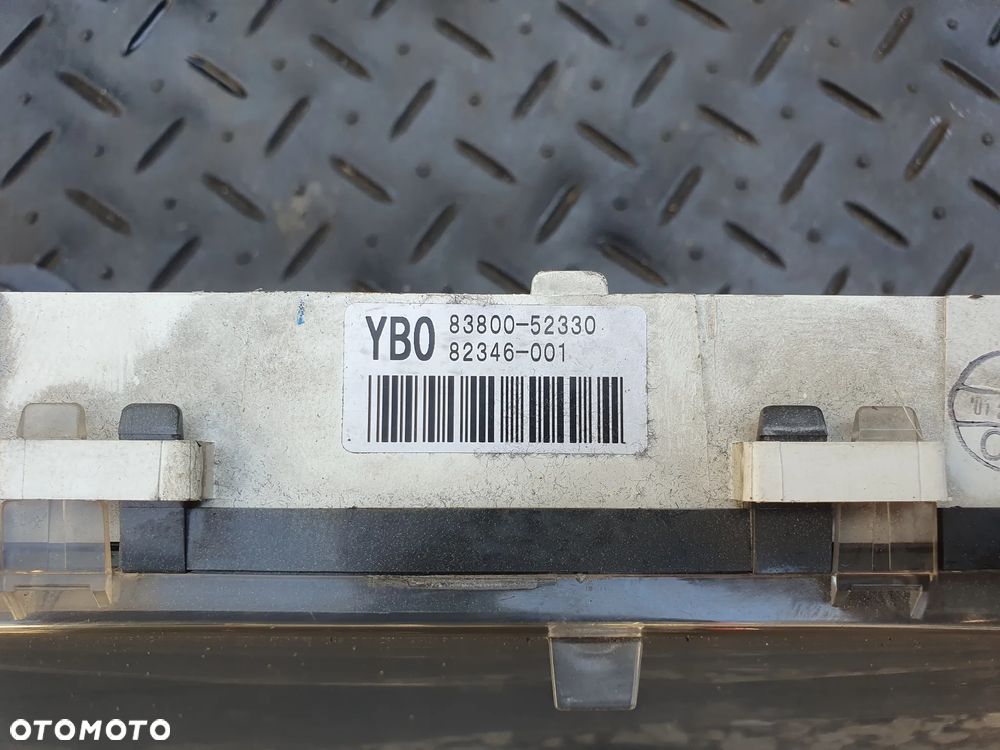 Zegary licznik 83800-52330 Toyota Yaris I  1.5 TS  SPORT WERSJA EUROPEJSKA - 4