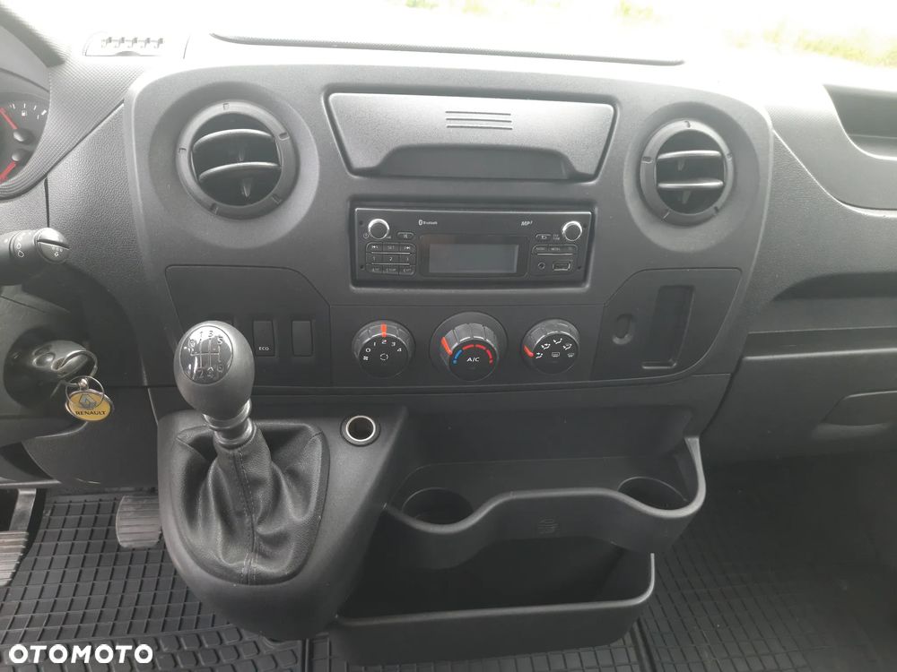 Renault Master - 24