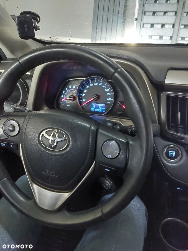 Toyota RAV4 2.0 D-4D Prestige - 9