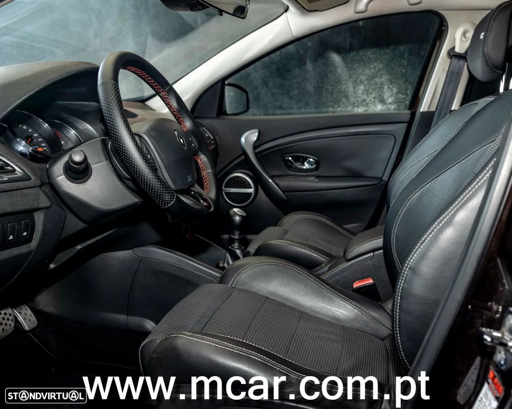 Renault Mégane Sport Tourer 1.9 dCi Emotion - 8