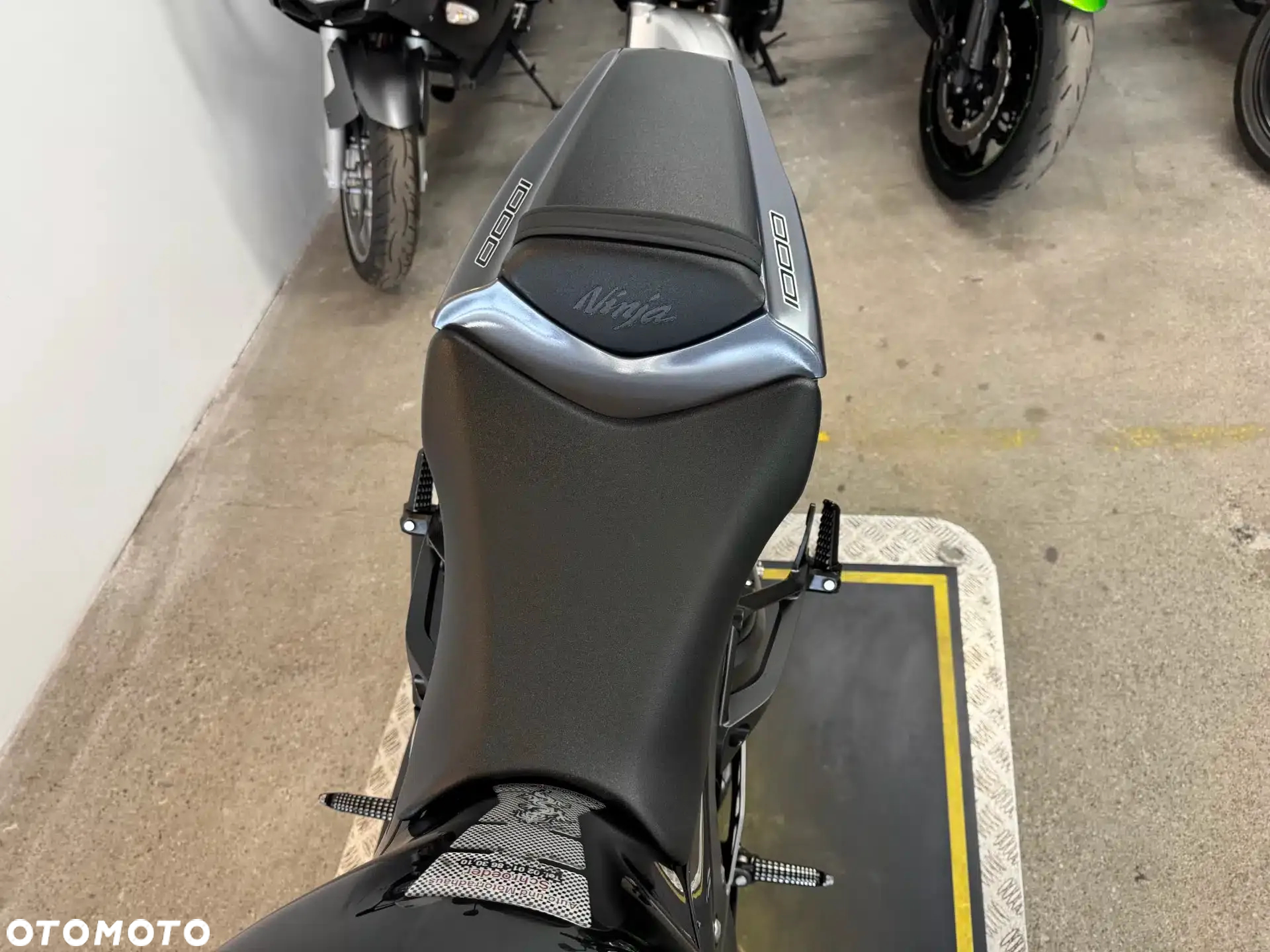 Kawasaki ZX - 30