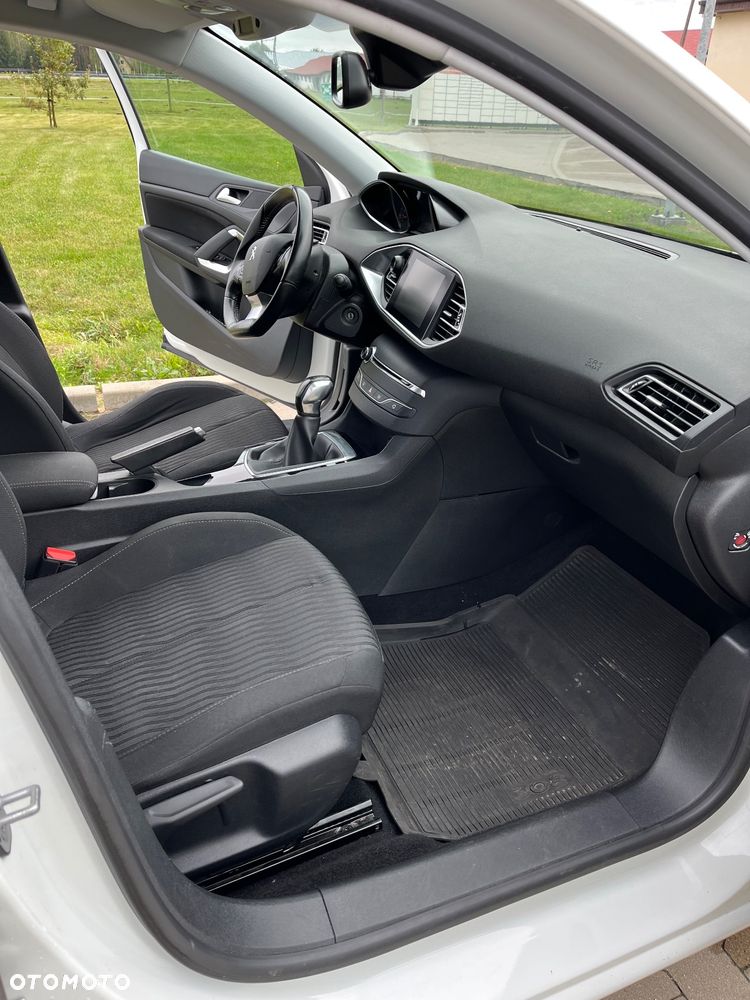 Peugeot 308 1.2 PureTech Active S&S - 14