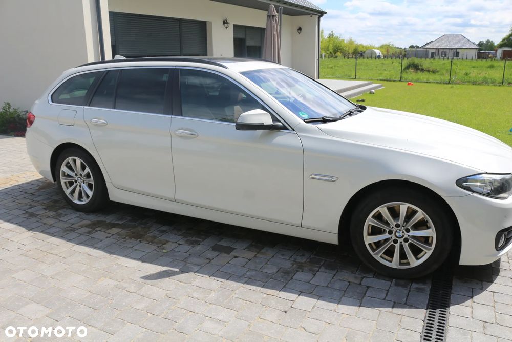 BMW Seria 5 525d Luxury Line - 7