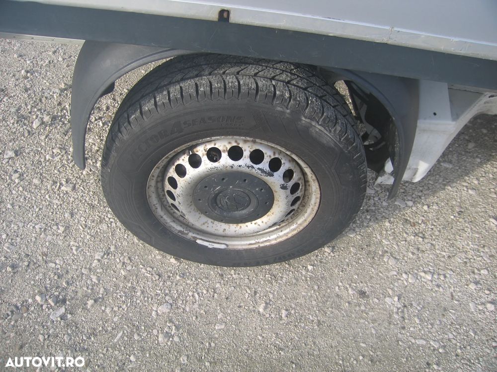 Volkswagen TRANSPORTER T6 , 6 LOC. PLATFORMA MIXTA , AC. - 37