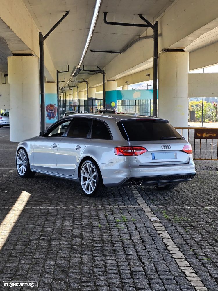 Audi A4 2.0 TDI multitronic S-line - 39
