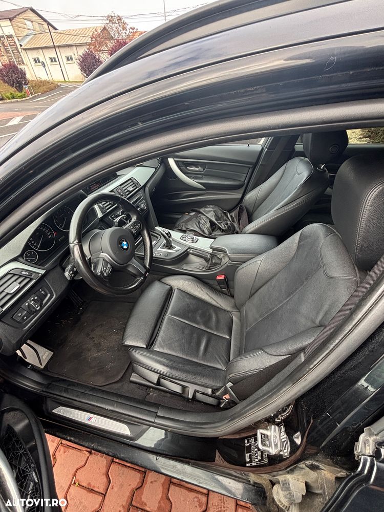 BMW Seria 3 320i Aut. M Sport - 15
