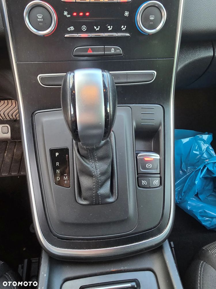 Renault Scenic - 16