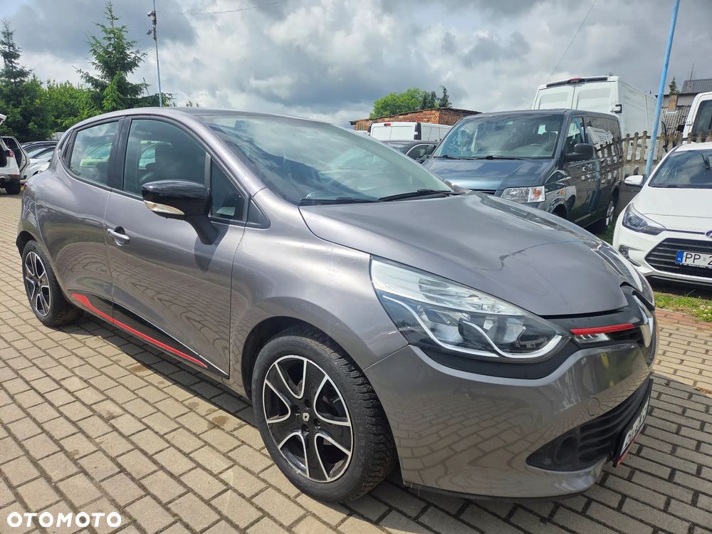 Renault Clio - 1