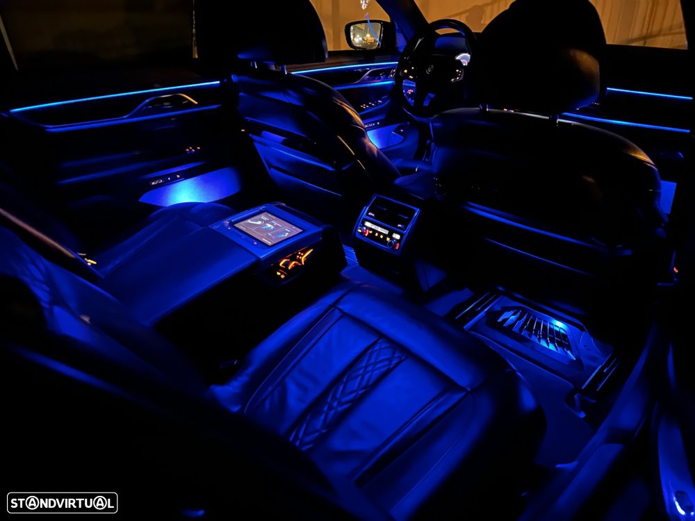 BMW 730 Ld Pack M - 23