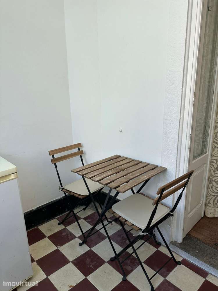 Quarto - localizado em Arroios Lisbon - Grande imagem: 4/9