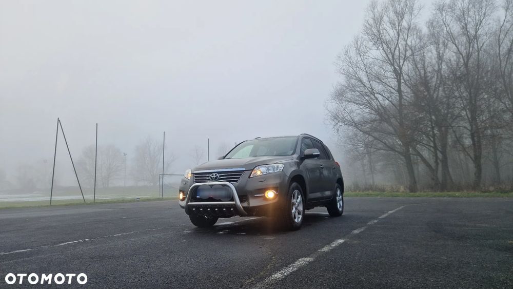 Toyota RAV4 2.0 VVT-i Prestige NAVI MS - 17