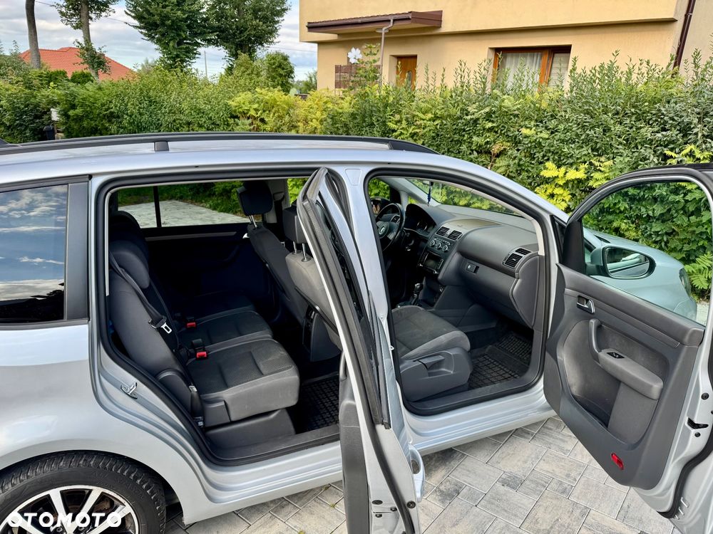 Volkswagen Touran 1.6 TDI DPF Trendline DSG - 7