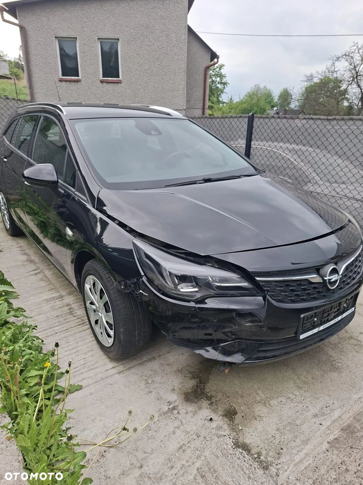 Opel Astra 1.2 Turbo Business Elegance - 1