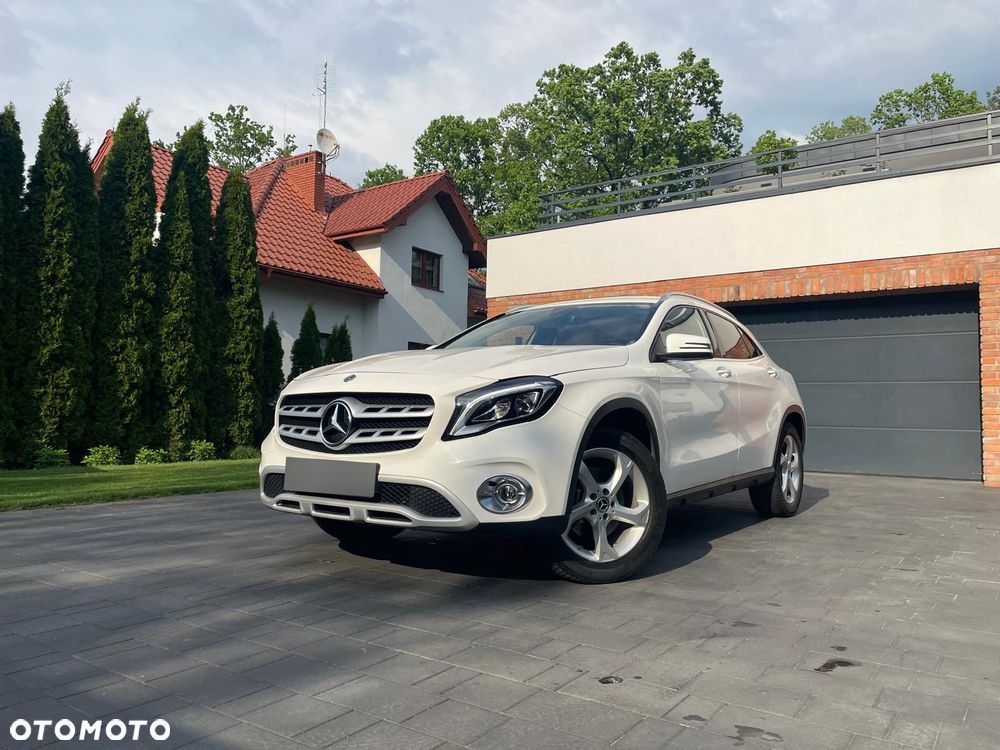 Mercedes-Benz GLA 250 7G-DCT - 1