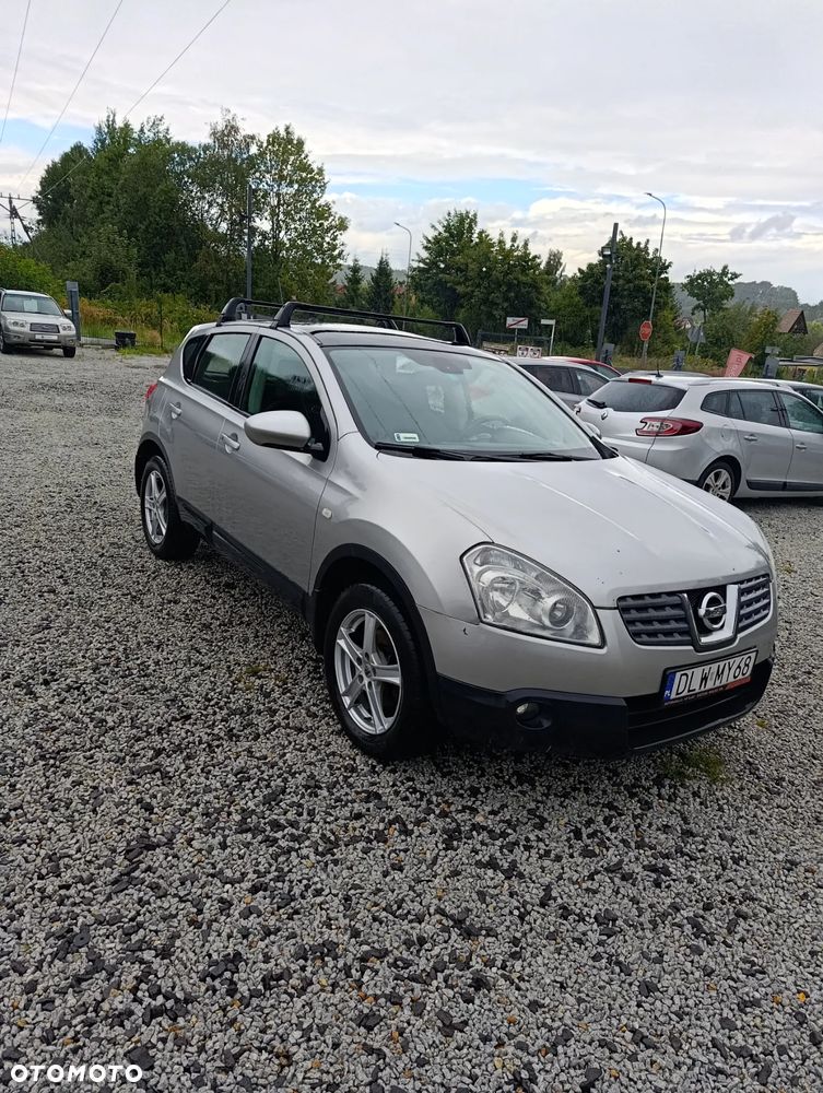 Nissan Qashqai - 1