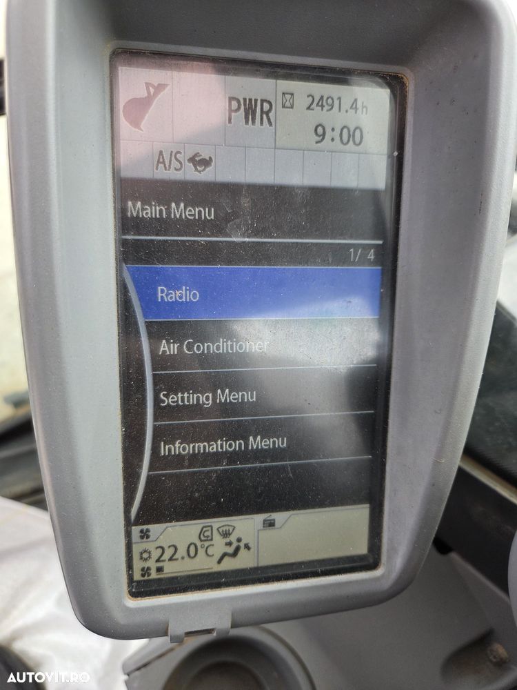 Hitachi ZX85-6, 2022, 2.491h, Masa operationala 8,6t, cupla rapida HIDRAULICA+3 CUPE NOI, senile paduri cauciuc, inst picon si inst rotire pe brate, ad sapare 5m, ridica 3,8t, aer cond, LAMA, STARE FOARTE BUNA, posibil leasing 4 ani-PROMOTIE 62.900 EUR+Tva - 9