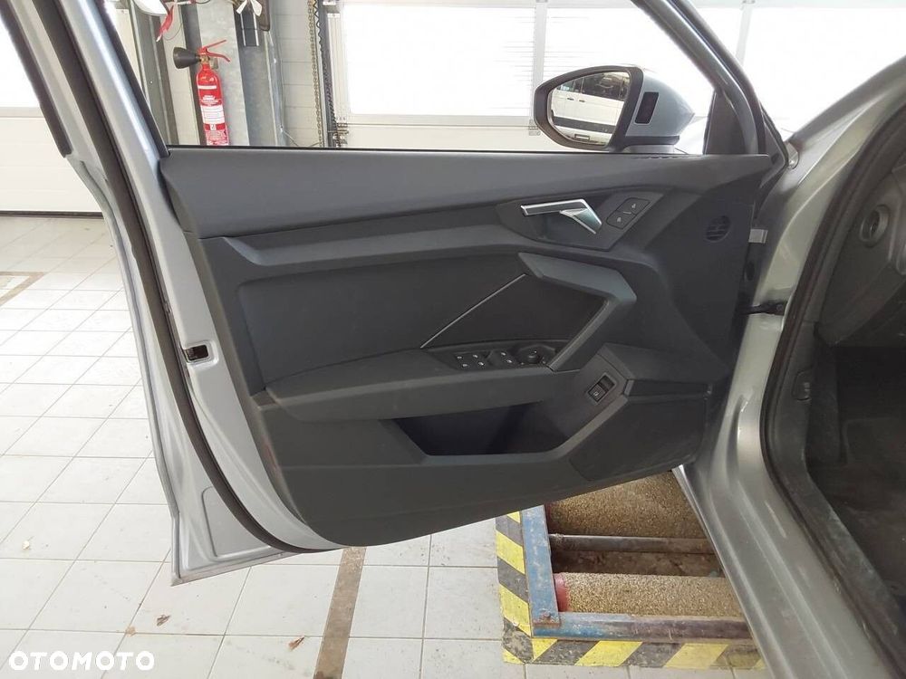 Audi A3 Sportback 2024 photo 3