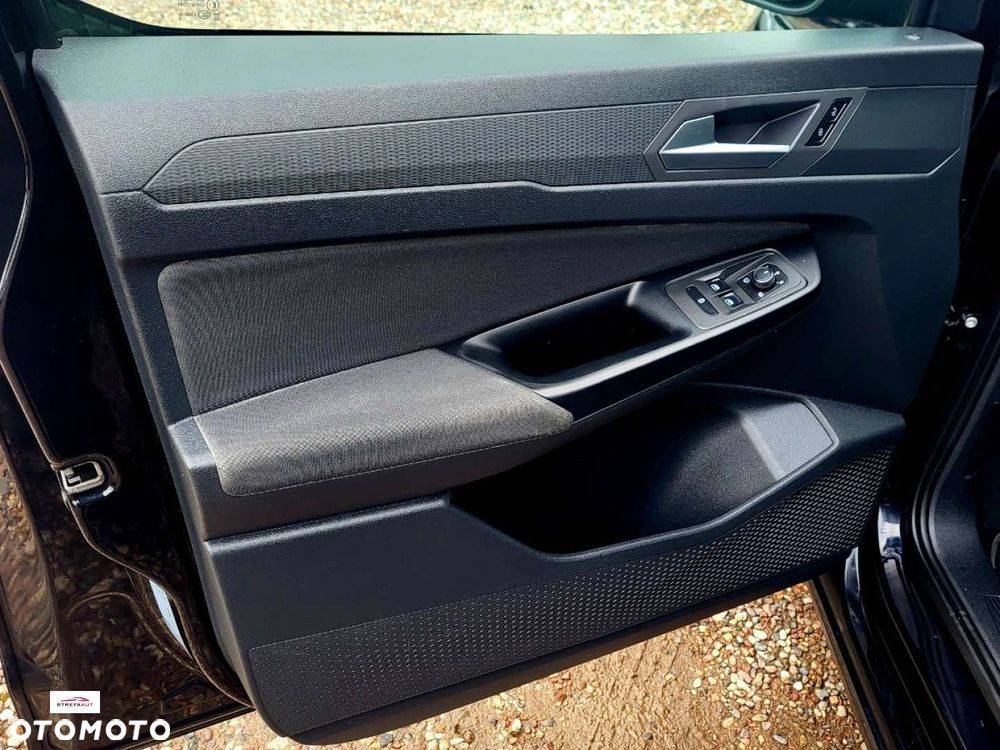 Ford Tourneo Connect - 34