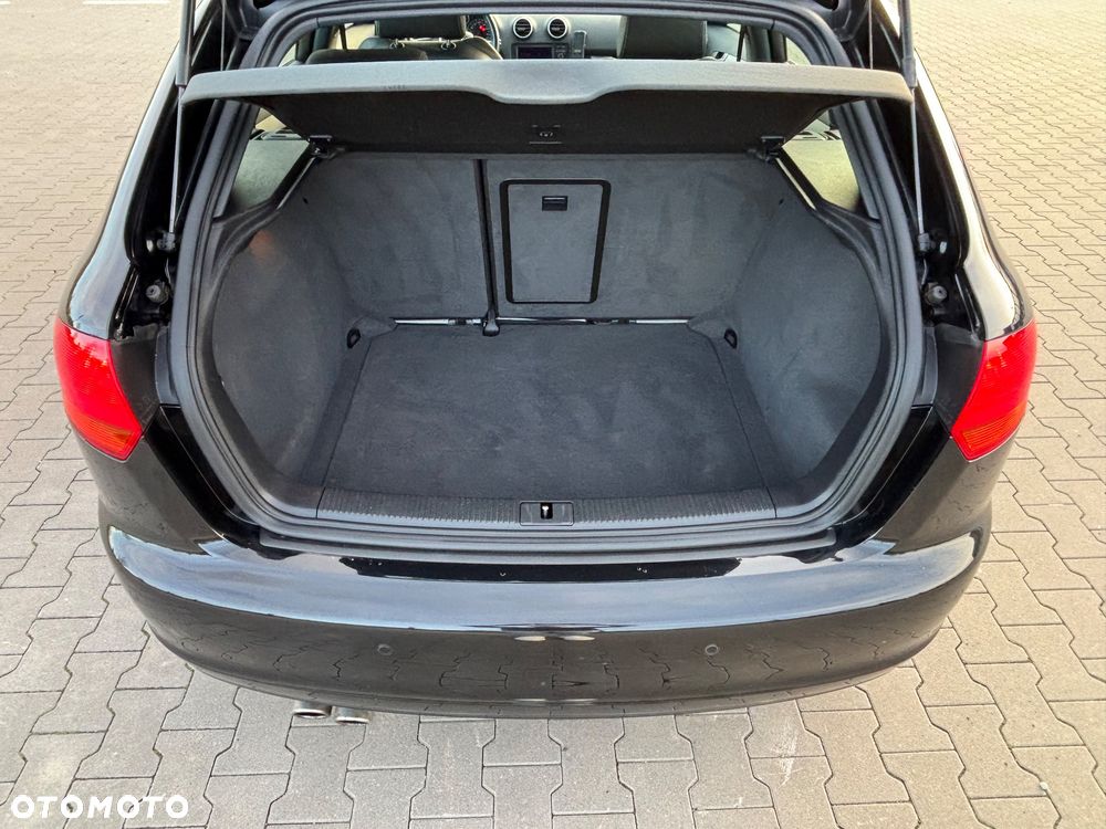 Audi A3 Sportback 2.0 TDI DPF S line Sportpaket (plus) - 12