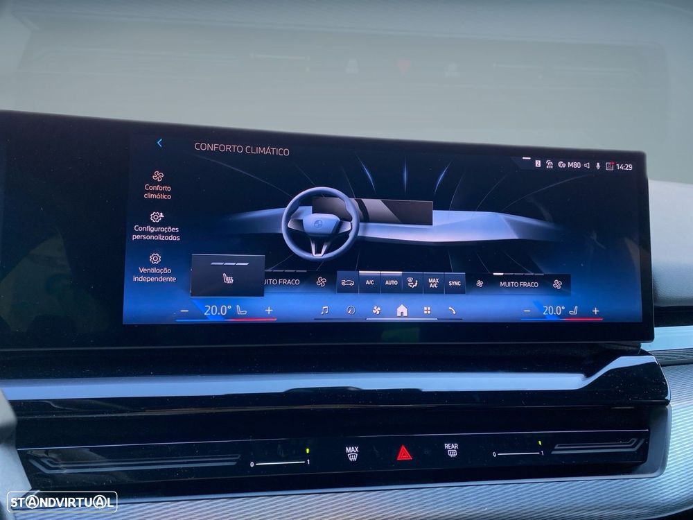 BMW 520 d Pack Desportivo M - 11