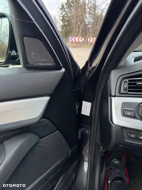 BMW Seria 5 520d xDrive Luxury Line - 26