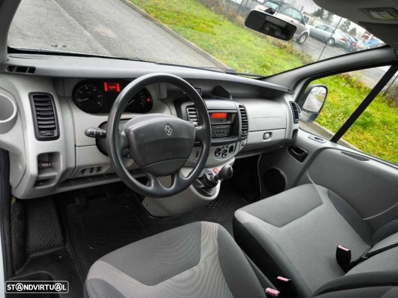Renault Trafic 2.0 dCi L2H1 1.2T115 - 2
