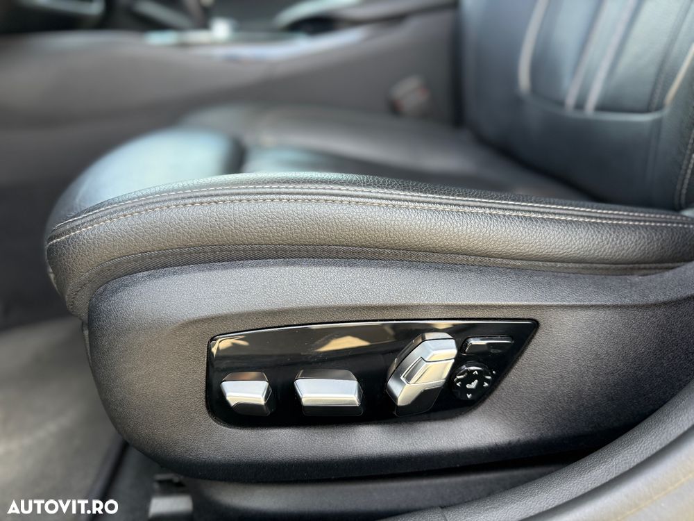 BMW Seria 5 520d Aut. Luxury Line - 10