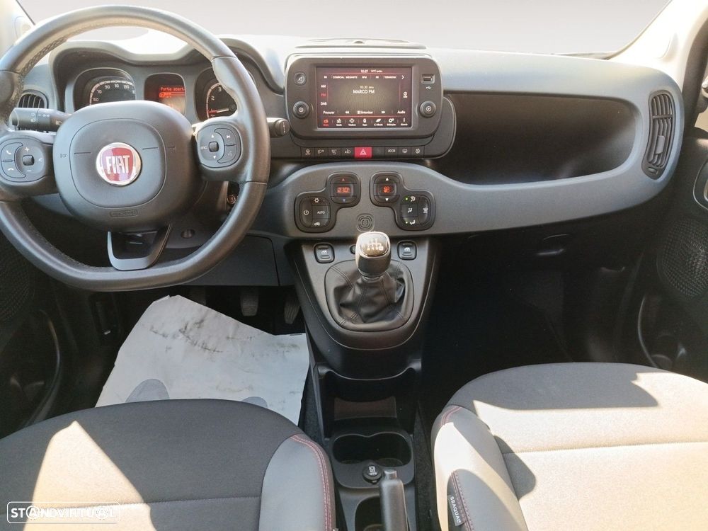 Fiat Panda 1.0 Hybrid (RED) - 10