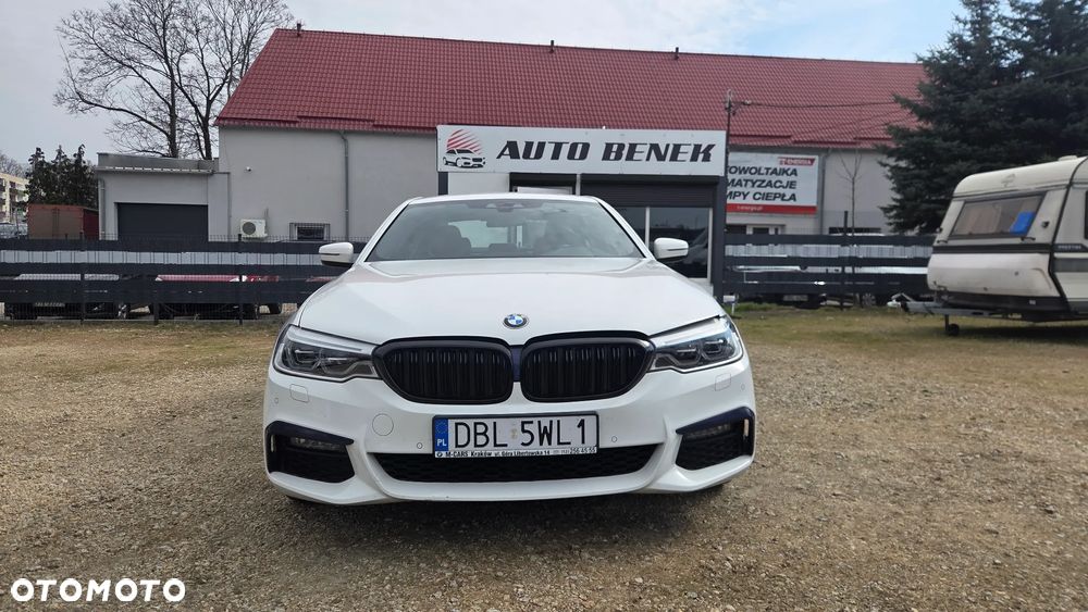 BMW Seria 5 520d xDrive M Sport sport - 2