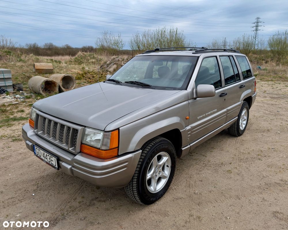 Jeep Grand Cherokee 5.9 Limited - 1