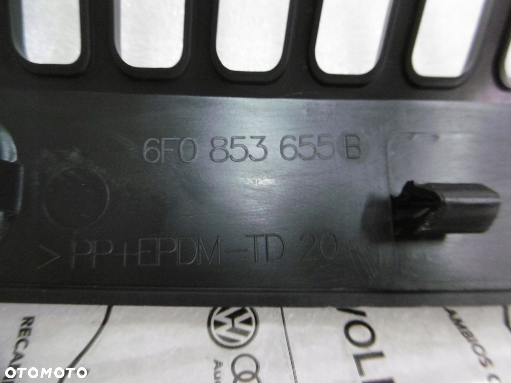 seat ibiza 6f0 17r - osłona pasa przedniego nowa - 7