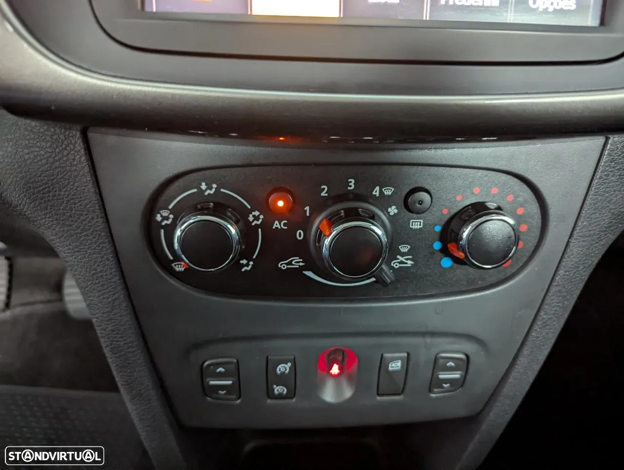 Dacia Sandero 1.5 dCi Confort - 26