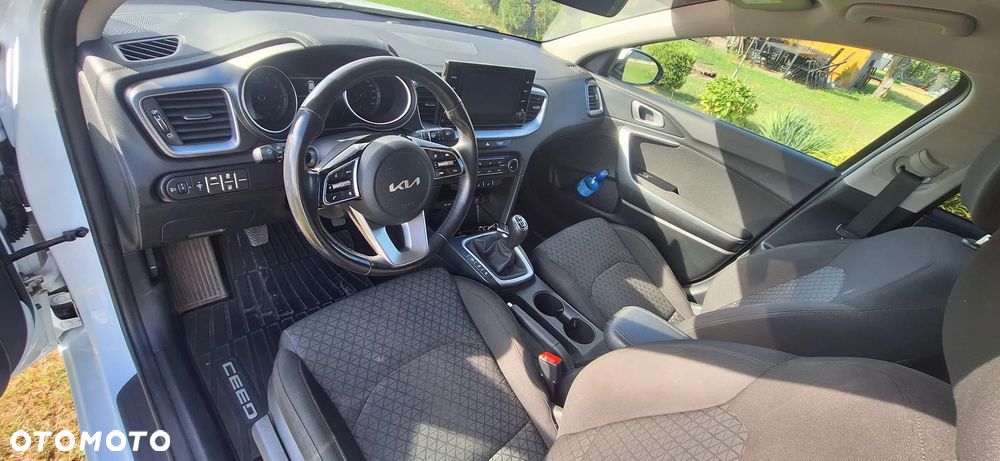 Kia Ceed 1.5 T-GDI M - 18