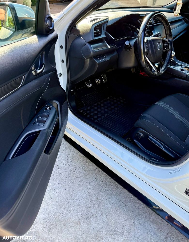 Honda Civic 1.5 VTEC Turbo Sport Plus - 22