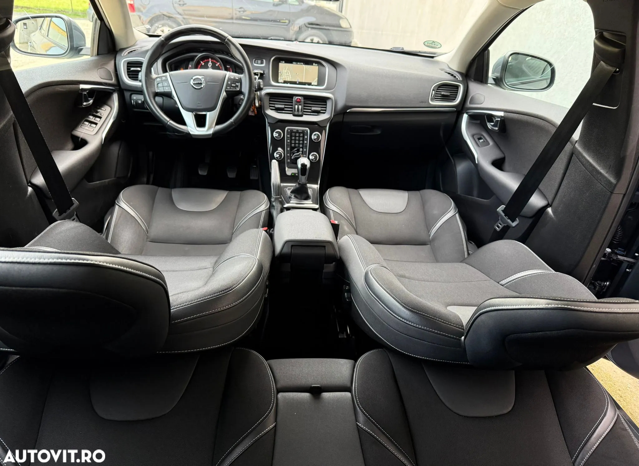 Volvo V40 D3 DRIVe Kinetic - 7