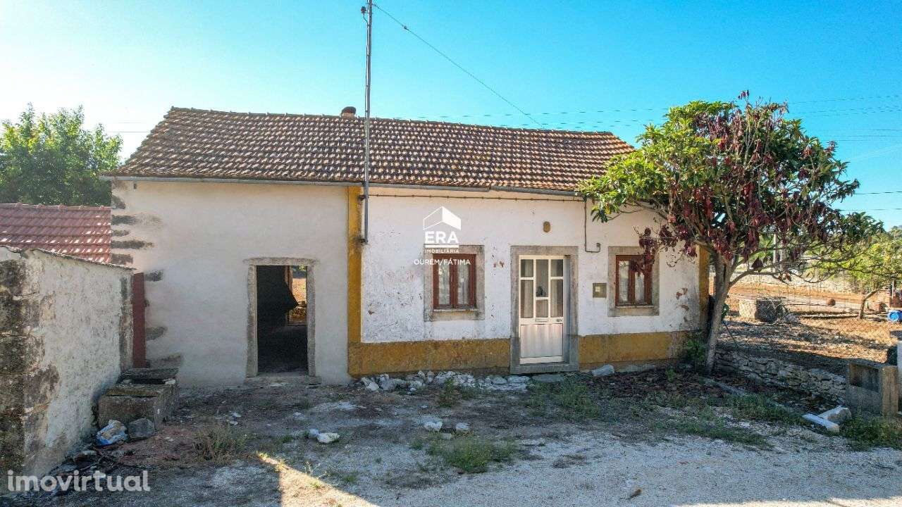 Moradia T3 com Terreno em Boleiros, Fátima! - Grande imagem: 2/16
