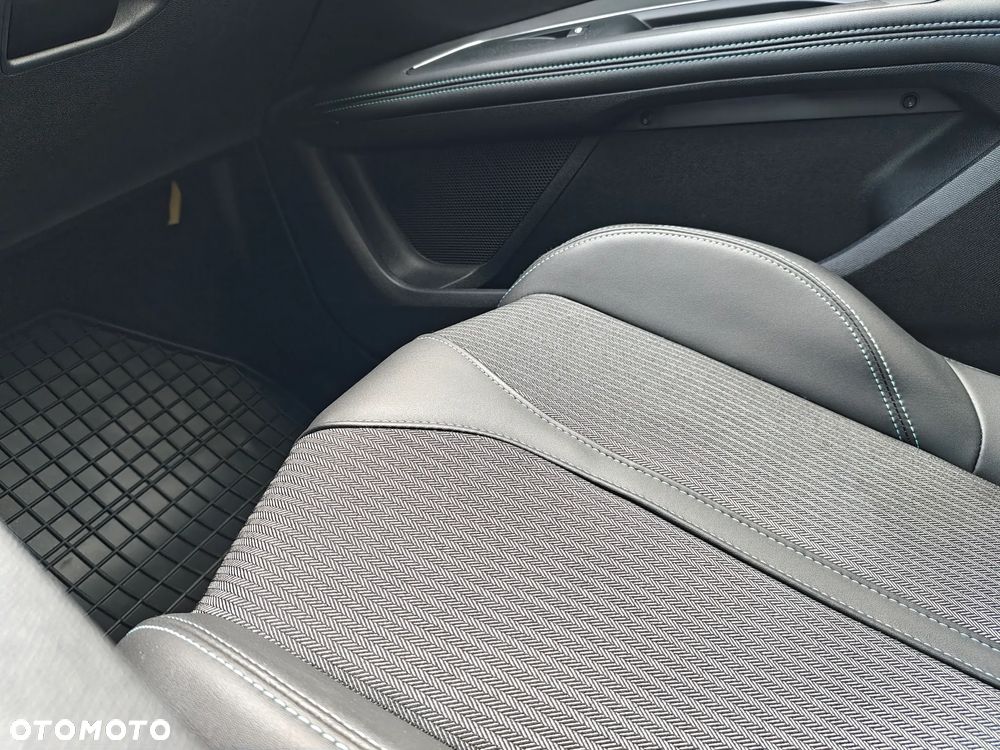 Peugeot 3008 BlueHDi 130 Stop & Start EAT8 Allure Business-Paket - 16