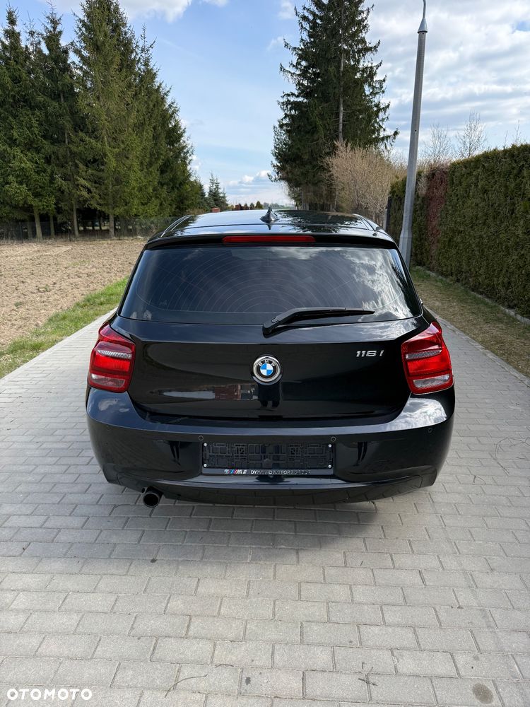 BMW Seria 1 118i Sport Line - 7