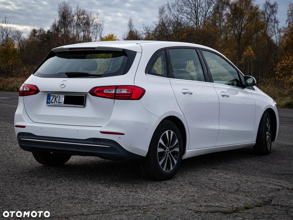 Mercedes-Benz Klasa B 180 d - 4