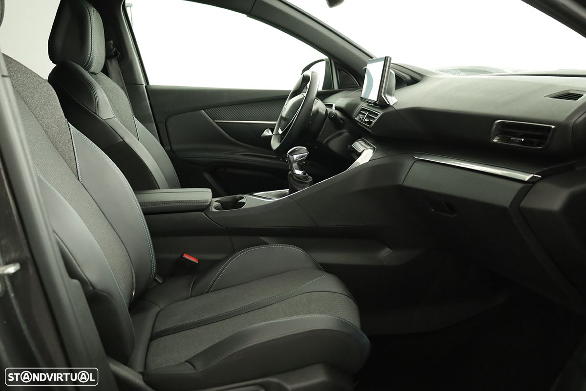 Peugeot 3008 1.2 PureTech Allure Pack - 23