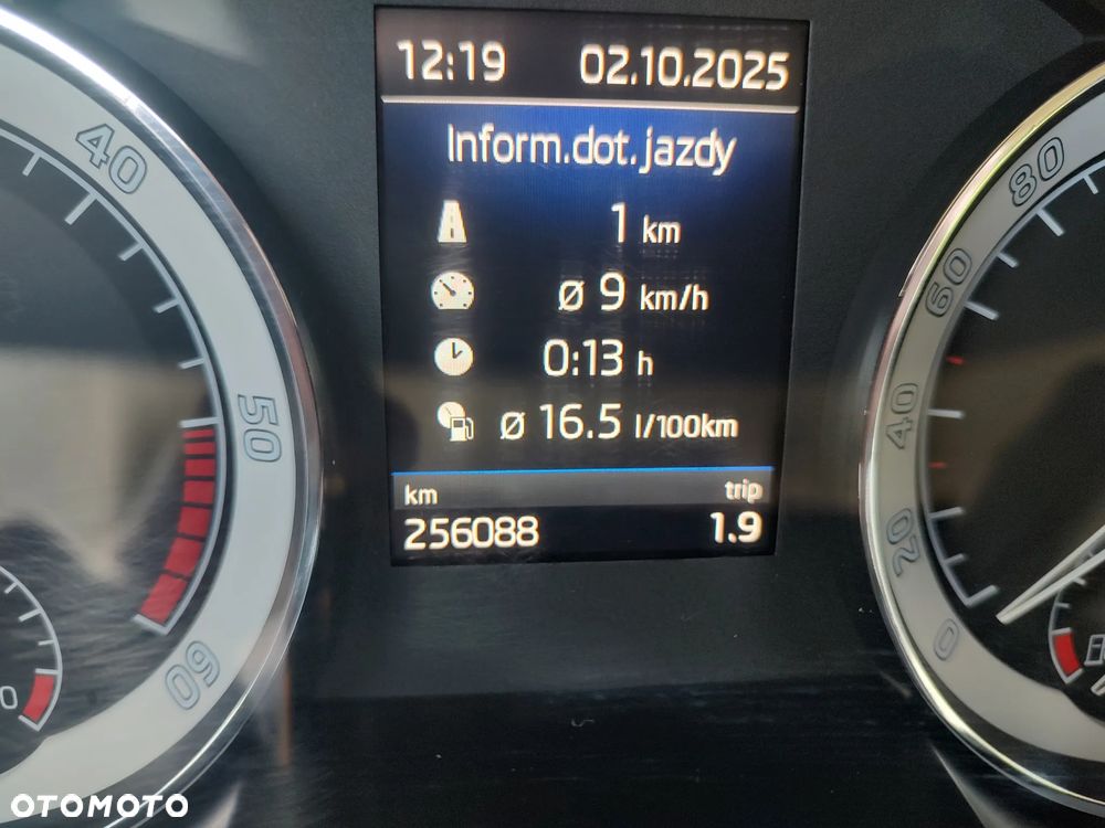 Skoda Superb 2.0 TDI 4x4 L&K DSG - 20