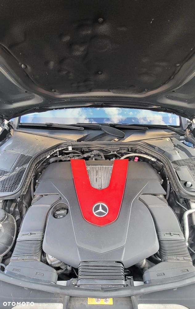 Mercedes-Benz Klasa C AMG 43 4-Matic - 26