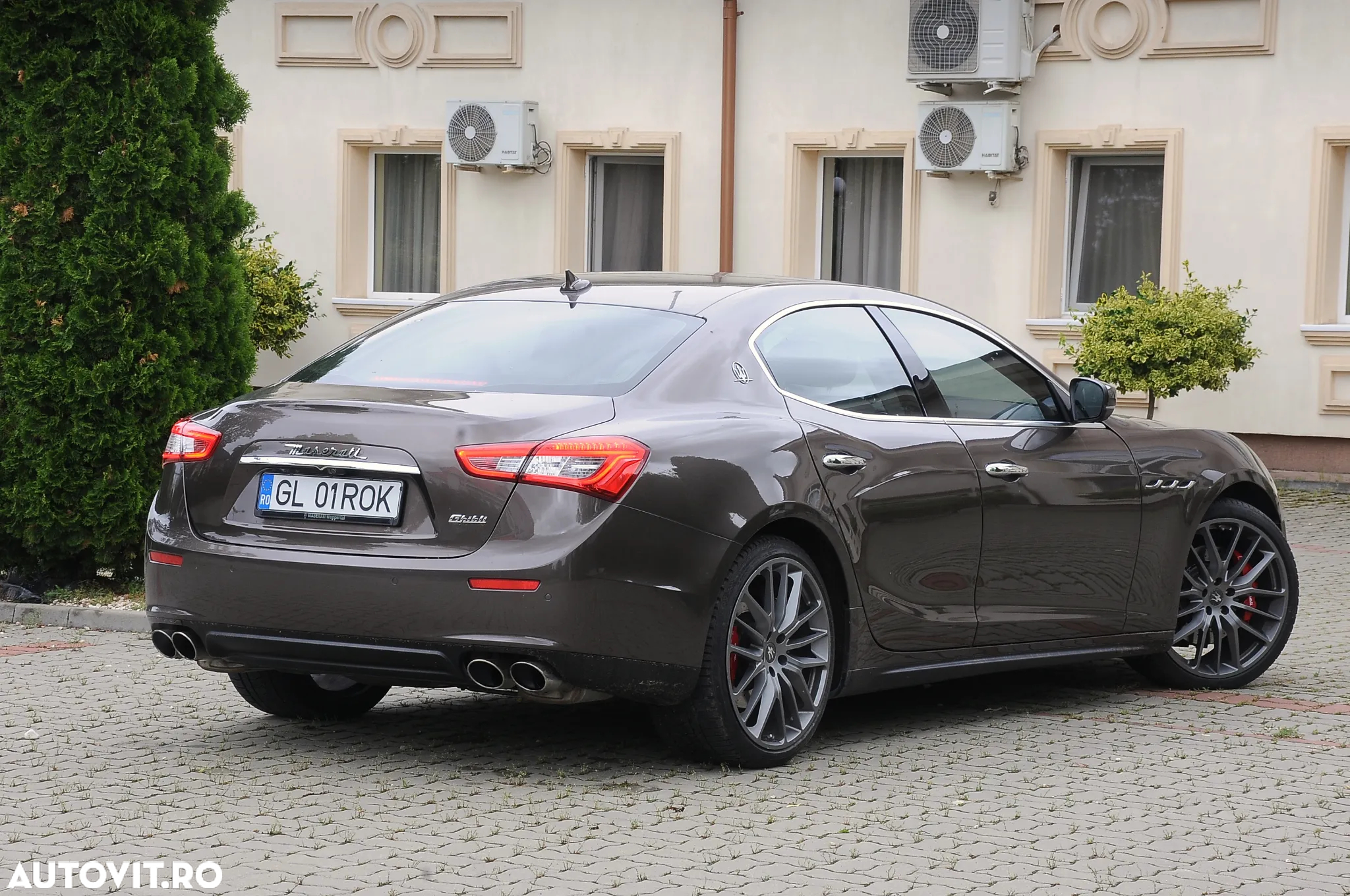 Maserati Ghibli - 4