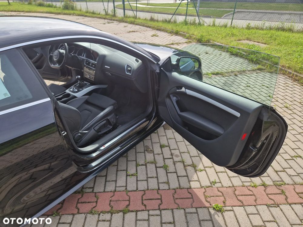 Audi A5 Coupé 2.0 TDI DPF quattro - 22